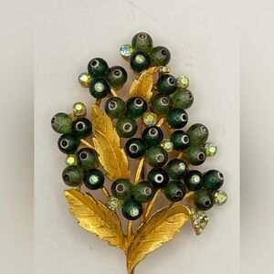 BSK Green Lucite Berries & crystals Gold Brooch Vintage Pin 1960s Signed BSK
